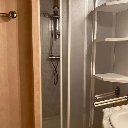 Studio Fanny Apartamento Bagnères-de-Bigorre